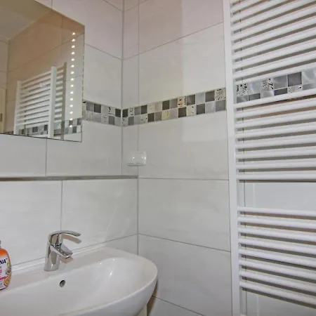 In Lemkenhafen For 2 Personen Appartement *